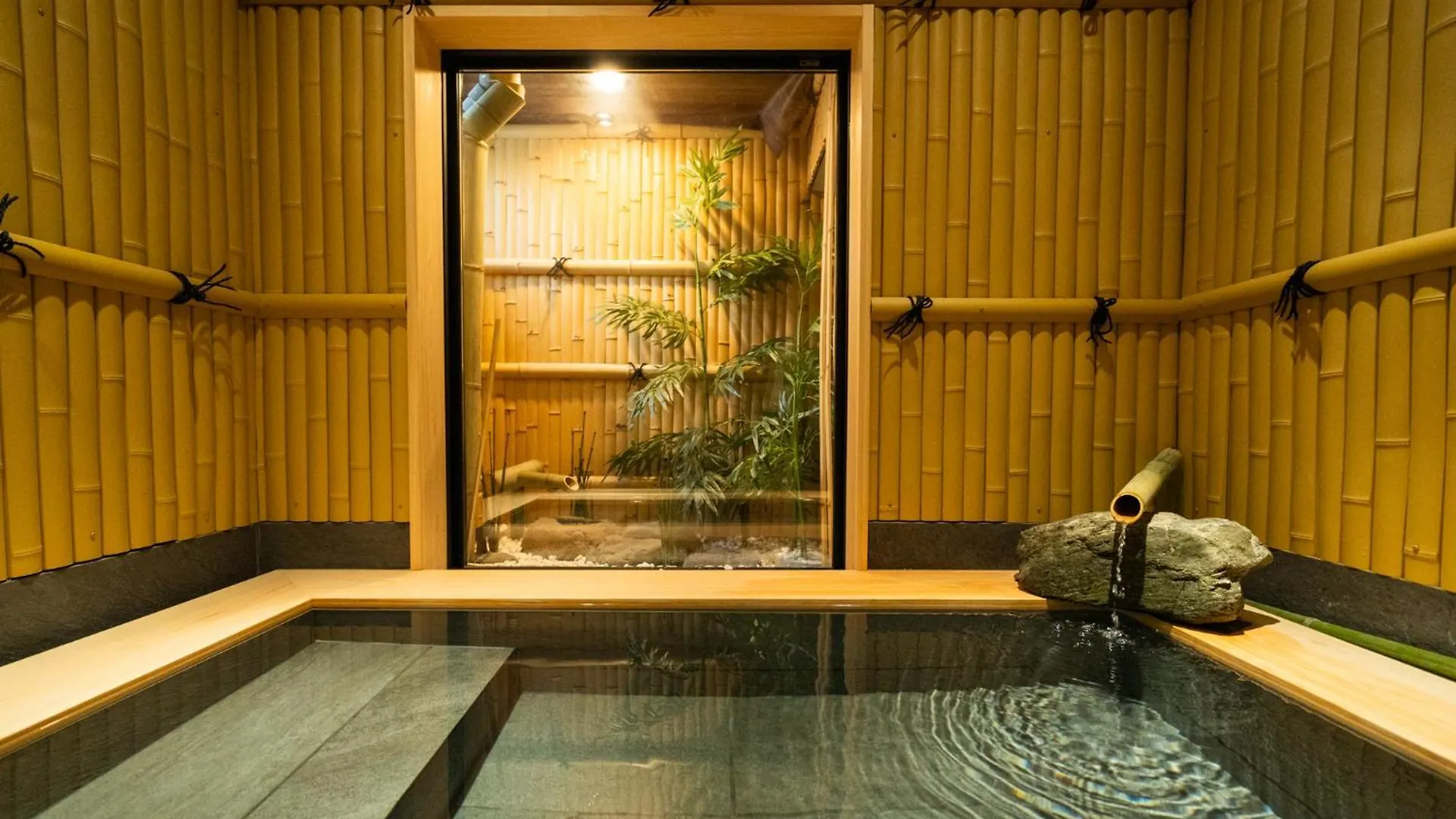 京町家 鯉白-Kyomachiya Rihaku Villa Kyoto